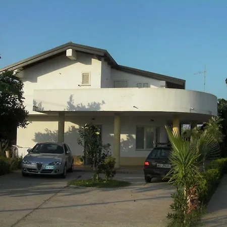 Perara